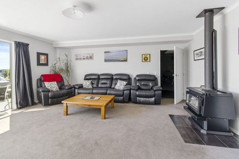 Photo of property in 19 Ameer Street, Pleasant Point, 7903