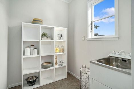 Photo of property in 696 Te Atatu Road, Te Atatu Peninsula, Auckland, 0610