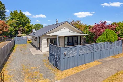 Photo of property in 2/1 Glengarry Place, Hilltop, Taupo, 3330