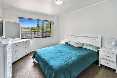 Photo of property in 32b Halsey Road, Manurewa, Auckland, 2102
