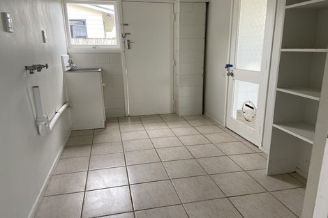 Photo of property in 108 Te Atatu Road, Te Atatu South, Auckland, 0610