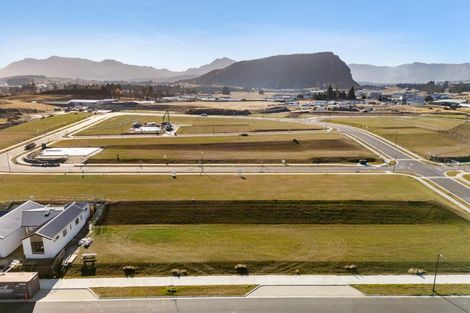 Photo of property in 51 Avalon Station Drive, Wanaka, 9305