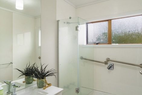 Photo of property in 19 Skerrett Crescent, Tamatea, Napier, 4112