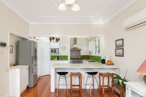 Photo of property in 25 Windsor Road, Bellevue, Tauranga, 3110