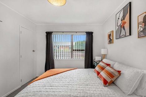 Photo of property in 2/99 Seddon Street, Pukekohe, 2120