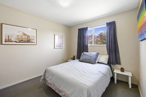 Photo of property in 32 Arthur Road, Paraite, New Plymouth, 4373