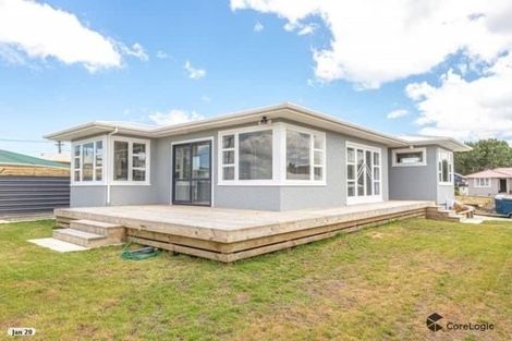 Photo of property in 6 Glenn Street, Castlecliff, Whanganui, 4501