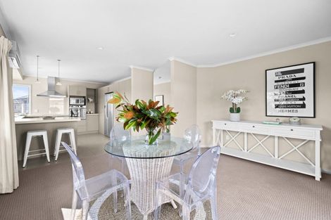 Photo of property in 12 Merlot Drive, Greenmeadows, Napier, 4112