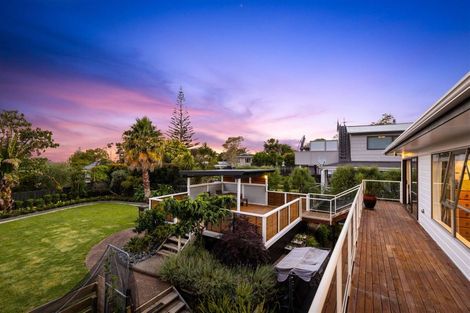 Photo of property in 9 Rangimarie Road, Swanson, Auckland, 0816