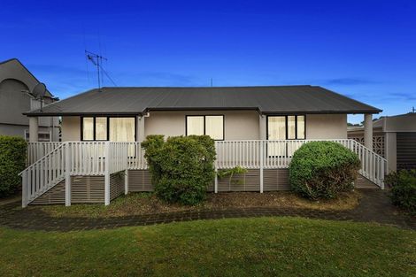 Photo of property in 215 Maeroa Road, Maeroa, Hamilton, 3200