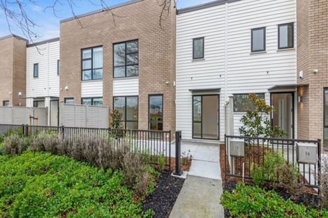 Photo of property in 14 Pepene Avenue, Takanini, 2112