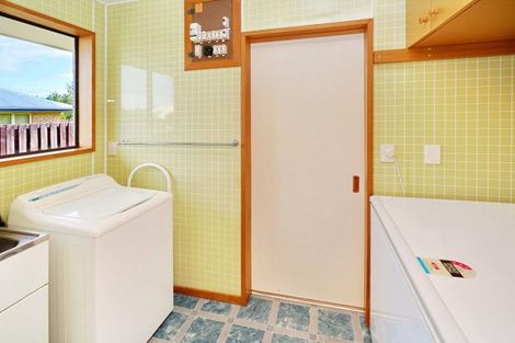 Photo of property in 4 Seadown Crescent, Amberley, 7410