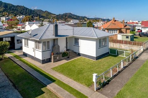 Photo of property in 602 Queen Sh25 Street, Thames, 3500