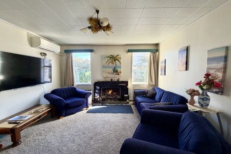 Photo of property in 4 Rintoul Street, Westport, 7825