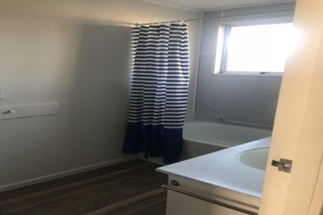 Photo of property in 2/18 Hardy Street, New Brighton, Christchurch, 8061