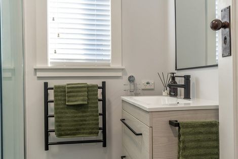 Photo of property in 42 Naylor Street, Hamilton East, Hamilton, 3216