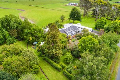 Photo of property in 329 Makirikiri Road, Crofton, Marton, 4787