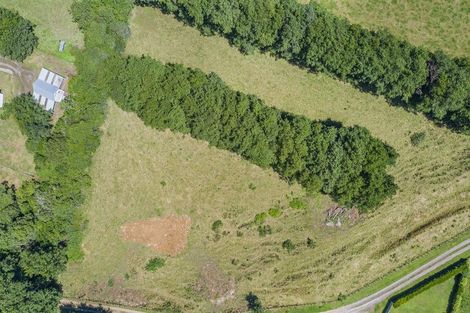 Photo of property in 279 North Manakau Road, Manakau, 5573