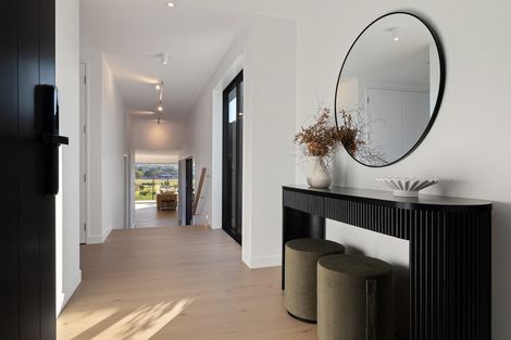 Photo of property in 57 Ladies Mile, Manly, Whangaparaoa, 0930