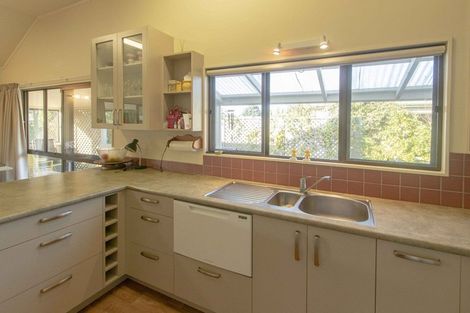 Photo of property in 9 Lamason Street, Greenmeadows, Napier, 4112