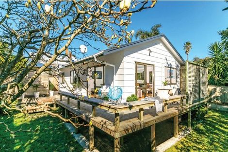 Photo of property in 1/14 Mozeley Avenue, Devonport, Auckland, 0624