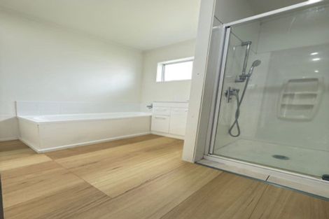 Photo of property in 418a West Coast Road, Glen Eden, Auckland, 0602