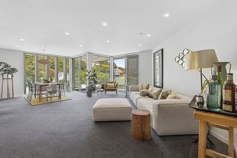 Photo of property in Alto Apartments, 2a/22 Telford Terrace, Oriental Bay, Wellington, 6011