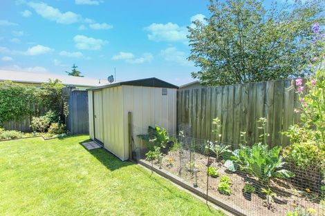 Photo of property in 21a Pohutukawa Drive, Owhata, Rotorua, 3010