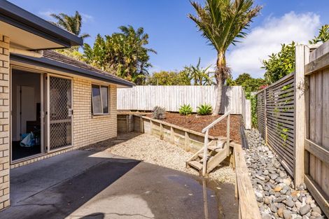 Photo of property in 22 Ranui Avenue, Kerikeri, 0230