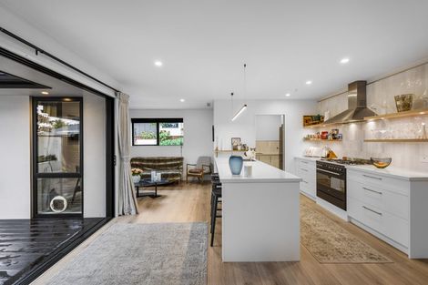 Photo of property in 8 Whitburn Avenue, Halswell, Christchurch, 8025