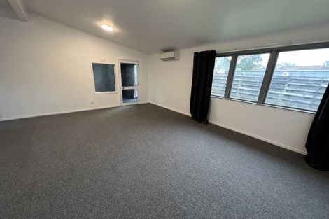 Photo of property in 15a Churchill Avenue, Hokowhitu, Palmerston North, 4410