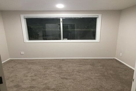 Photo of property in 2/561 Beach Road, Murrays Bay, Auckland, 0630