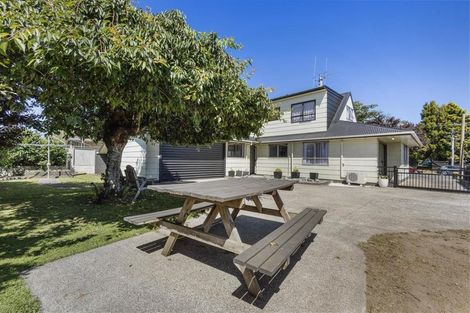 Photo of property in 48 Chaucer Street, Leamington, Cambridge, 3432