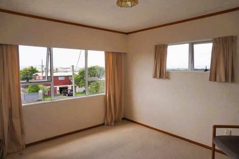 Photo of property in 12 Seaview Road, Ruakaka, 0116