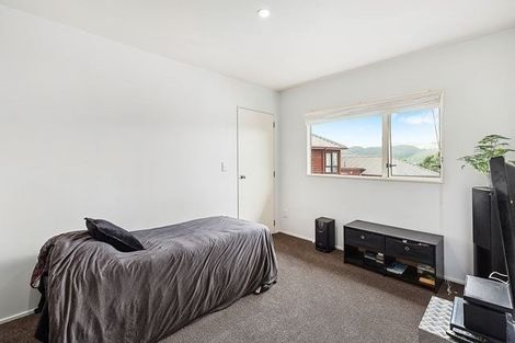Photo of property in 8a Cullen Place, Tawa, Wellington, 5028