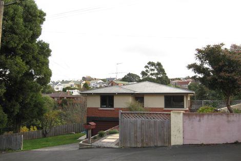 Photo of property in 6 Stonelaw Terrace, Maori Hill, Dunedin, 9010