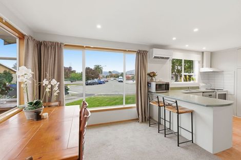 Photo of property in 16 Pethig Place, Halswell, Christchurch, 8025