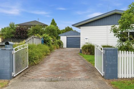 Photo of property in 36 Gloucester Road, Mount Maunganui, 3116