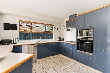 Photo of property in 34 Kahira Crescent, Papamoa Beach, Papamoa, 3118