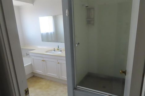 Photo of property in 2/31 Eastridge Court, Northpark, Auckland, 2013