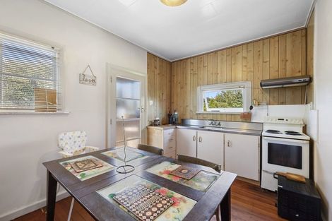 Photo of property in 58 Waimea Street, Westown, New Plymouth, 4310