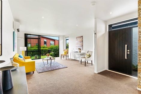 Photo of property in 9 Lieutenant Lane, Papakura, 2110