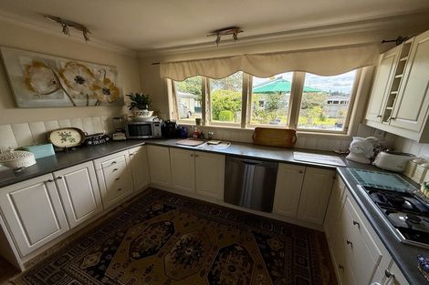 Photo of property in 10 Dunkeld Place, Tokoroa, 3420