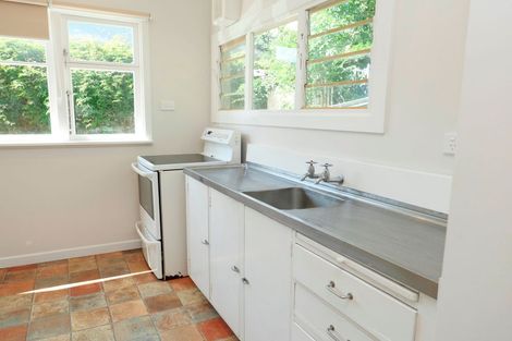 Photo of property in 74 Matai Road, Raumati South, Paraparaumu, 5032