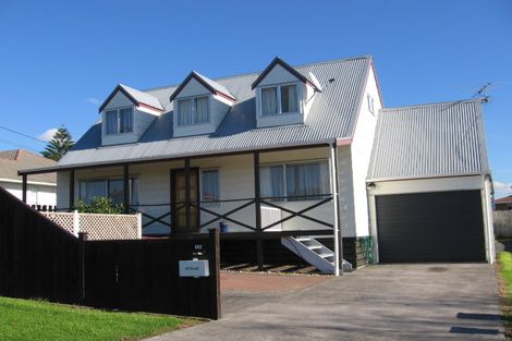 Photo of property in 3/56 Flanshaw Road, Te Atatu South, Auckland, 0610