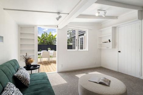 Photo of property in 2a Beaconsfield Street, Devonport, Auckland, 0624