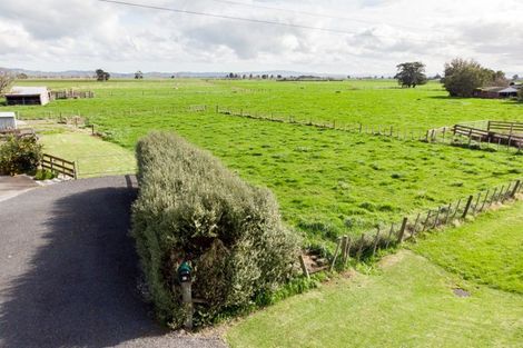 Photo of property in 41 Pipiroa Road, Ngatea, 3503