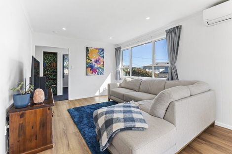 Photo of property in 6 Buckland Place, Spotswood, New Plymouth, 4310