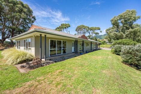 Photo of property in 82 Gary Road, Peka Peka, Otaki, 5581