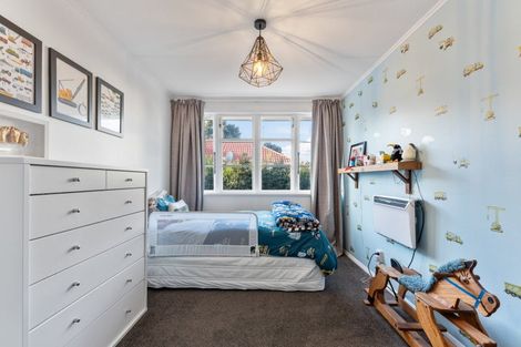 Photo of property in 21 Hadfield Crescent, College Estate, Whanganui, 4500